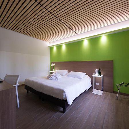 Hotel Marelet Treviglio Exterior photo